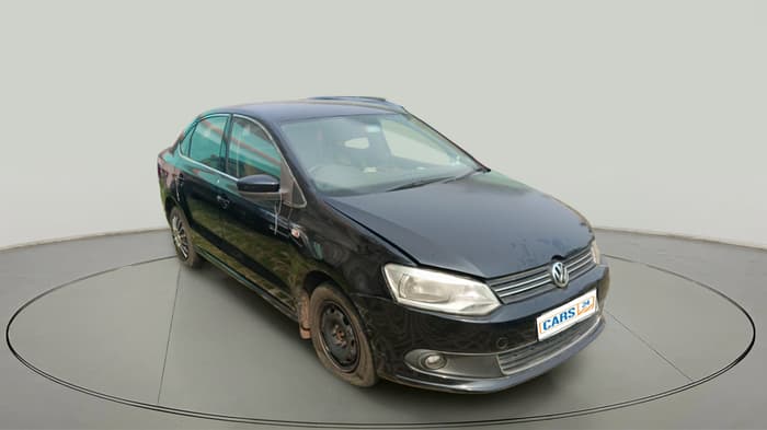 2013 Volkswagen Vento COMFORTLINE 1.6, Petrol, Manual, 1,21,134 km, exterior