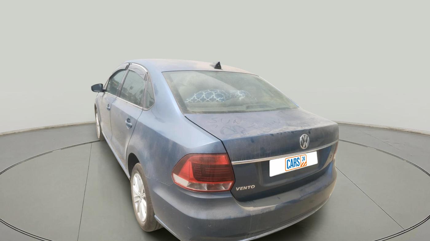 2016 Volkswagen Vento HIGHLINE 1.6 MPI, Petrol, Manual, 32,231 km, exterior