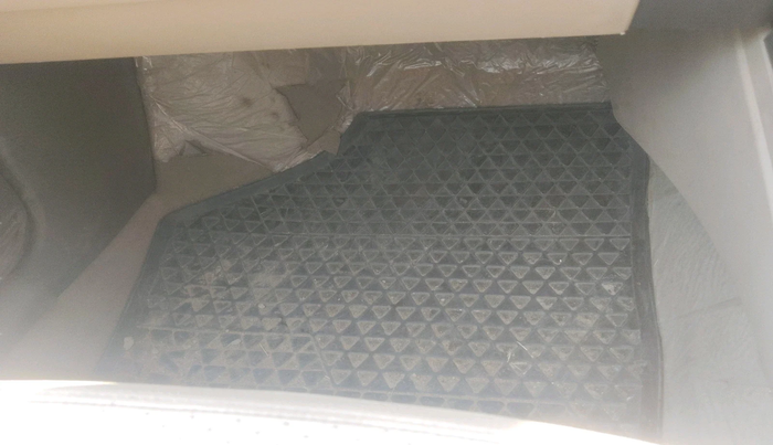 2016 Volkswagen Vento HIGHLINE 1.6 MPI, Petrol, Manual, 32,231 km, interior