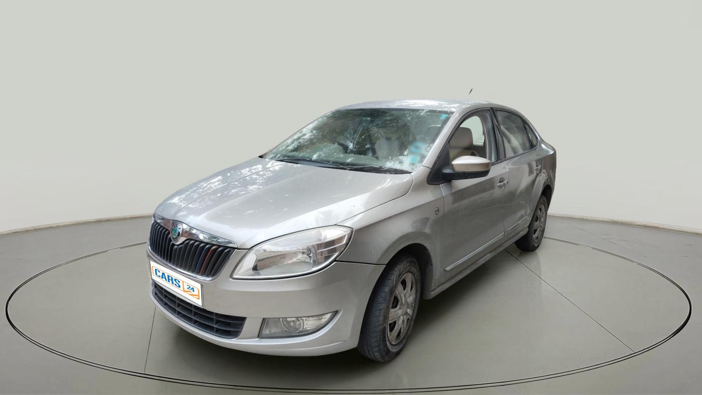 2013 Skoda Rapid AMBITION 1.6 MPI MT, Petrol, Manual, 49,290 km, exterior