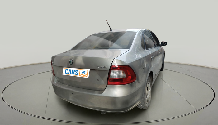 2013 Skoda Rapid AMBITION 1.6 MPI MT, Petrol, Manual, 49,290 km, exterior