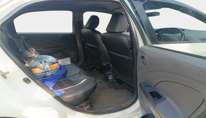 2013 Toyota Etios GD, Diesel, Manual, 76,300 km, interior