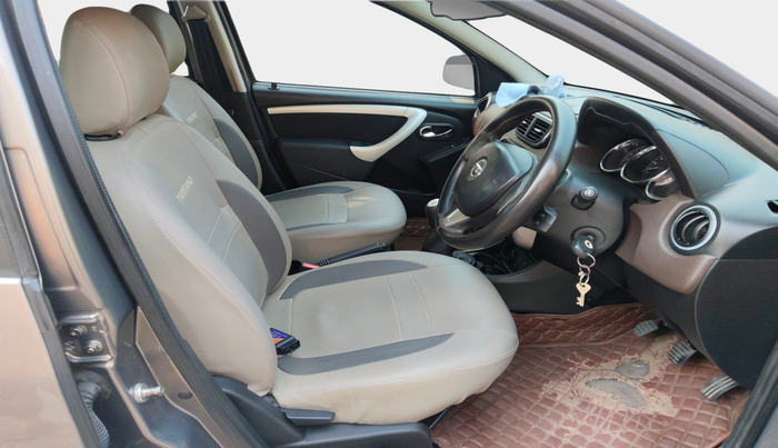 2018 Nissan Terrano  XL D Plus, Diesel, Manual, 49,412 km, interior