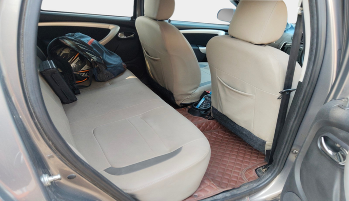 2018 Nissan Terrano  XL D Plus, Diesel, Manual, 49,412 km, interior