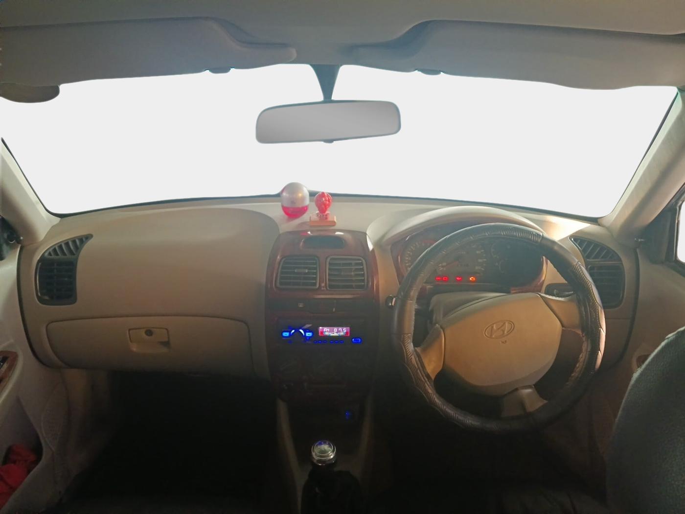 2010 Hyundai Accent EXECUTIVE, Petrol, Manual, 33,386 km, interior