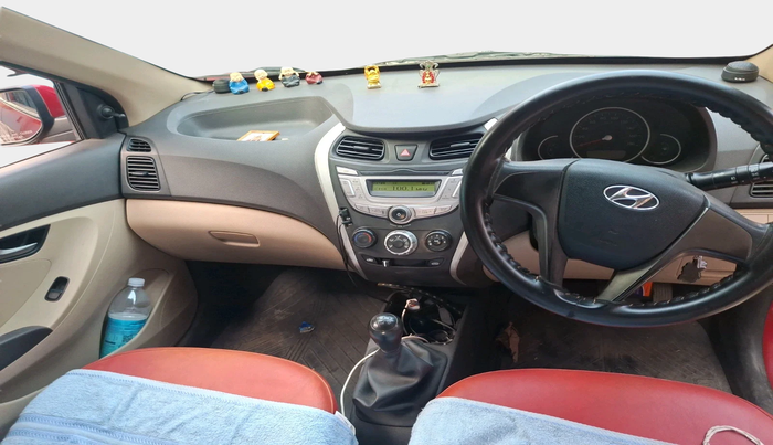 2017 Hyundai Eon SPORTZ, Petrol, Manual, 52,541 km, interior