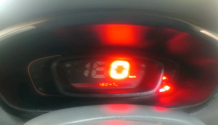 2016 Renault Kwid RXT 0.8, Petrol, Manual, 18,047 km, interior