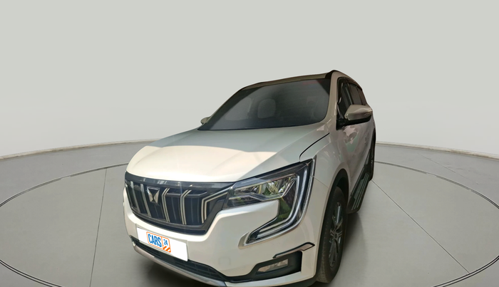 2025 Mahindra XUV700 AX7 Petrol MT 7 STR, Petrol, Manual, 14,151 km, exterior