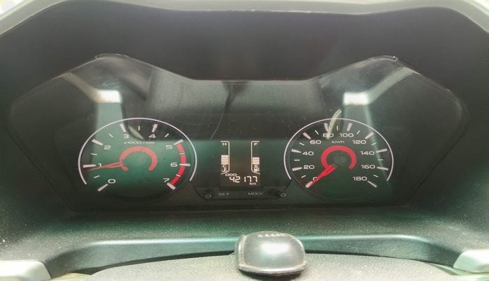 2017 Mahindra Kuv100 K6 6 STR, Petrol, Manual, 42,177 km, interior