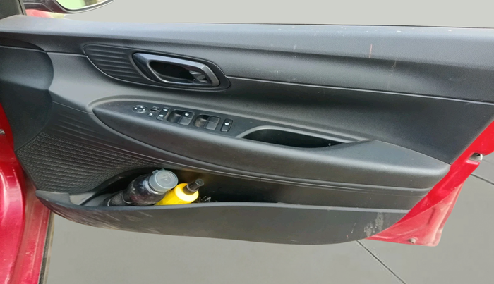 2021 Hyundai NEW I20 SPORTZ 1.2 MT DUAL TONE, Petrol, Manual, 41,009 km, interior