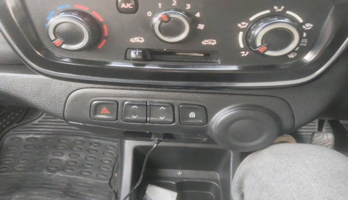 2019 Renault Kwid RXT 0.8, Petrol, Manual, 51,998 km, interior