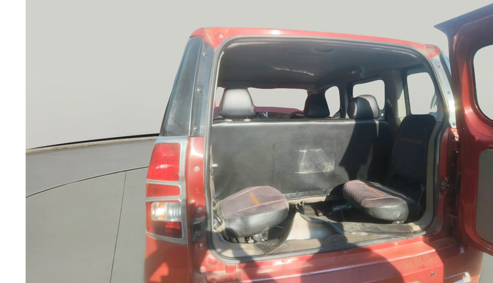 2015 Mahindra TUV300 T4, Diesel, Manual, 61,794 km, exterior