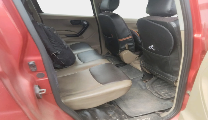 2015 Mahindra TUV300 T4, Diesel, Manual, 61,794 km, interior