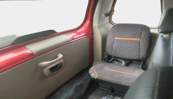 2015 Mahindra TUV300 T4, Diesel, Manual, 61,794 km, interior