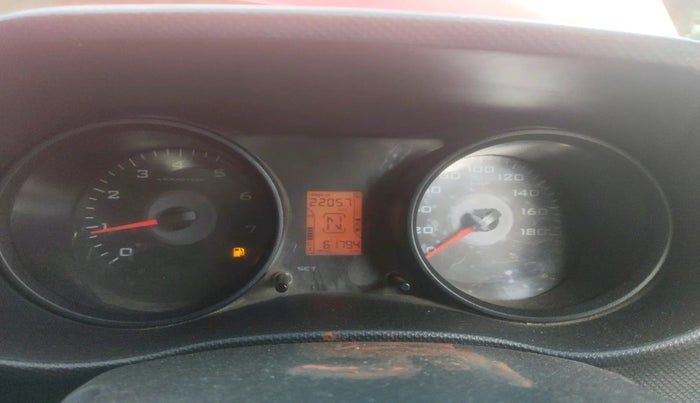 2015 Mahindra TUV300 T4, Diesel, Manual, 61,794 km, interior