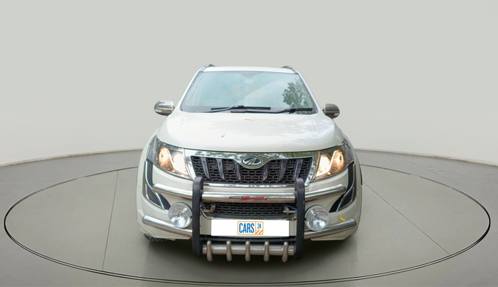 2016 Mahindra XUV500 W4, Diesel, Manual, 28,328 km, exterior