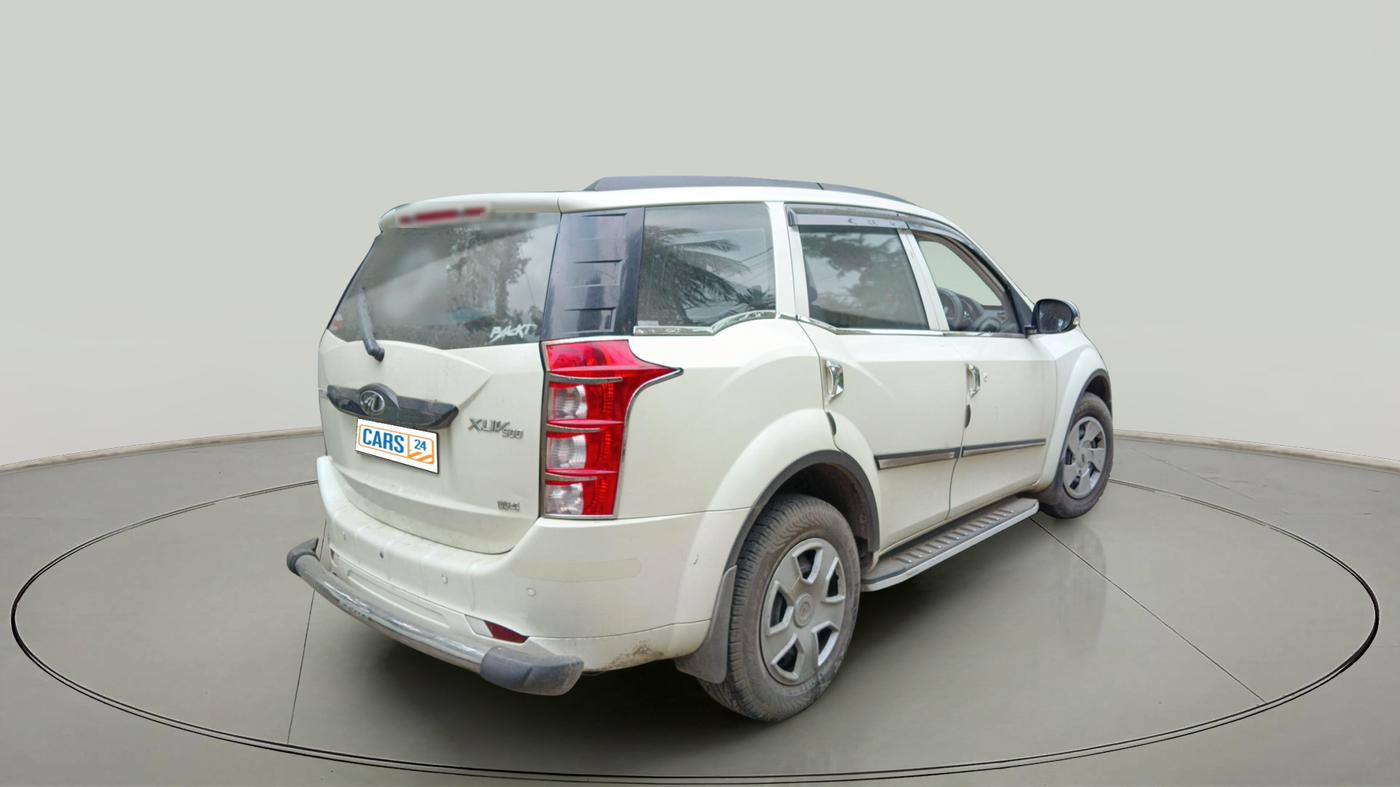 2016 Mahindra XUV500 W4, Diesel, Manual, 28,328 km, exterior