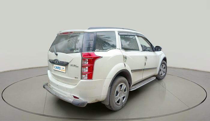 2016 Mahindra XUV500 W4, Diesel, Manual, 28,328 km, exterior