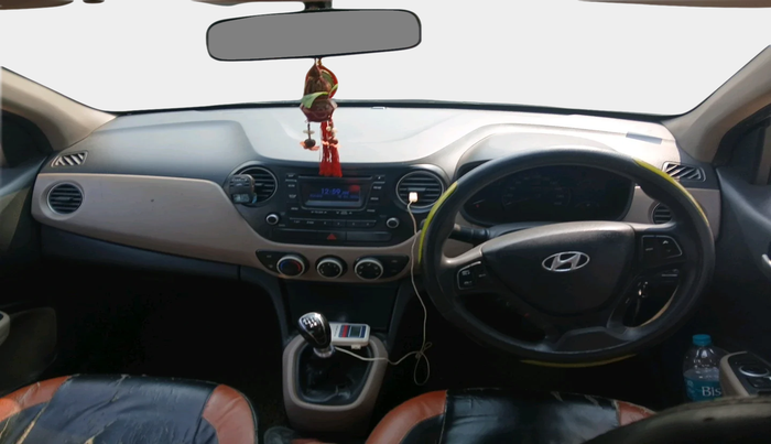 2016 Hyundai Xcent S 1.1 CRDI, Diesel, Manual, 1,22,734 km, interior