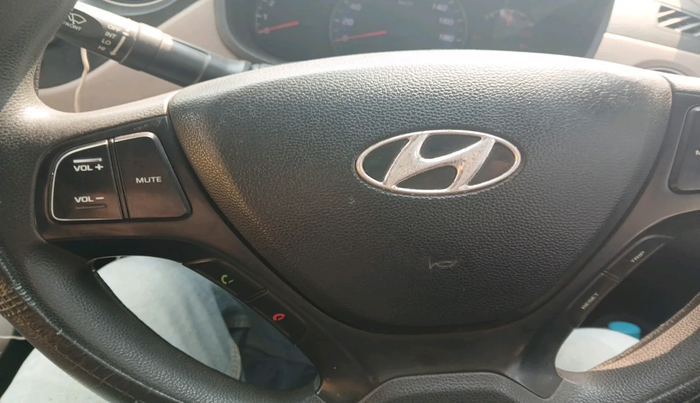 2016 Hyundai Xcent S 1.1 CRDI, Diesel, Manual, 1,22,734 km, interior