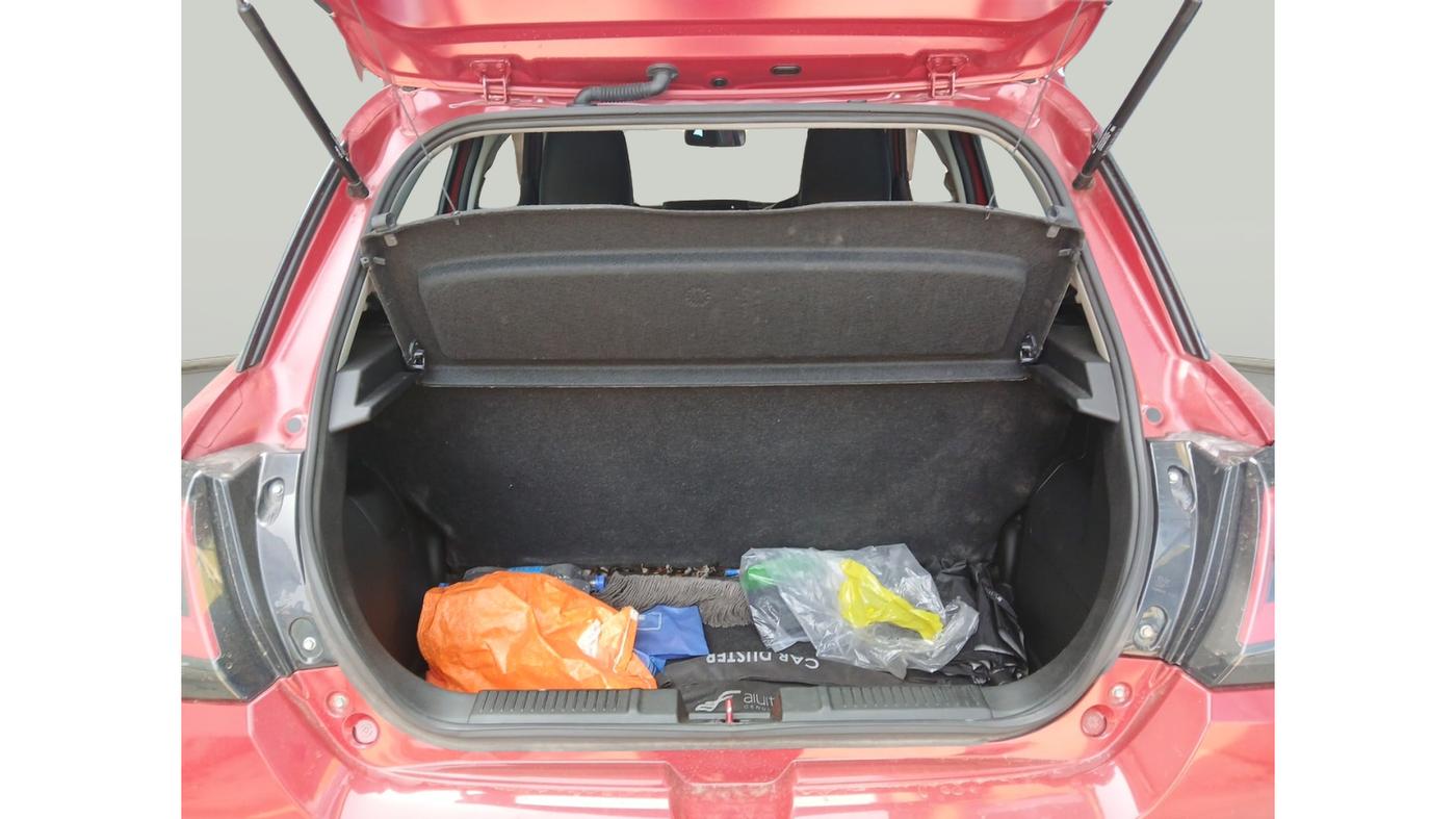 2024 Maruti Swift VXi, Petrol, Manual, 4,684 km, exterior