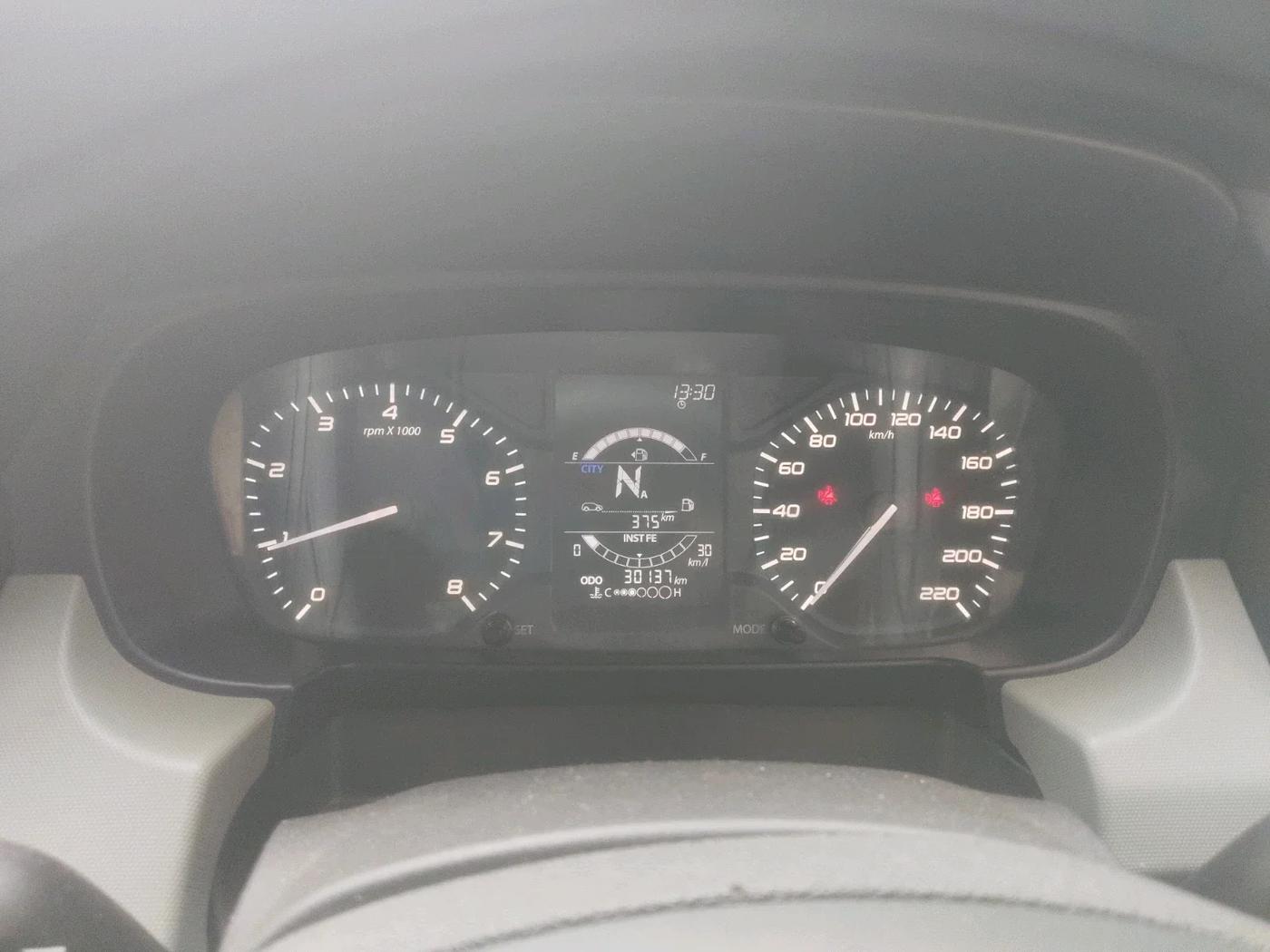 2022 Tata PUNCH ADVENTURE AMT, Petrol, Automatic, 30,137 km, interior