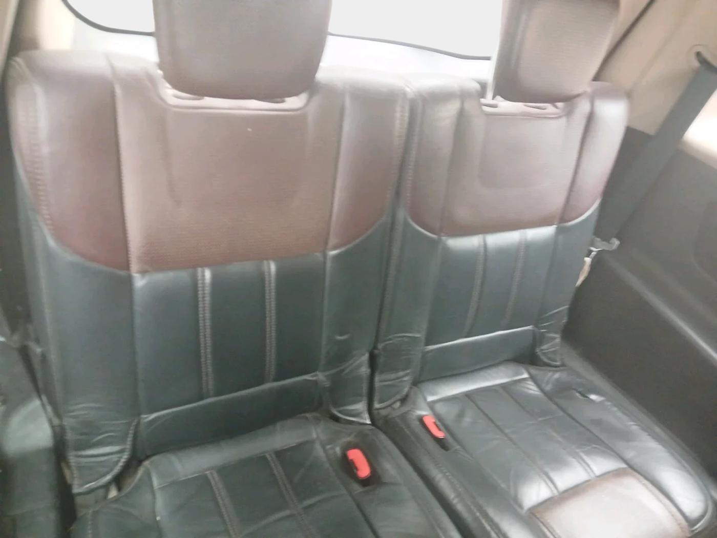 2013 Mahindra XUV500 W8, Diesel, Manual, 71,645 km, interior