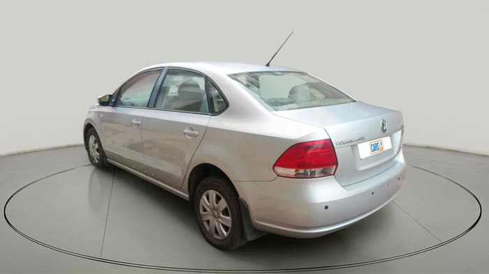 2011 Volkswagen Vento TRENDLINE 1.6, Petrol, Manual, 40,616 km, exterior