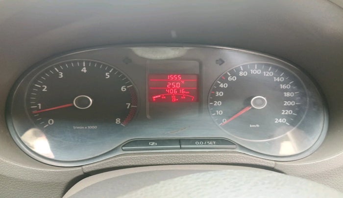 2011 Volkswagen Vento TRENDLINE 1.6, Petrol, Manual, 40,616 km, interior