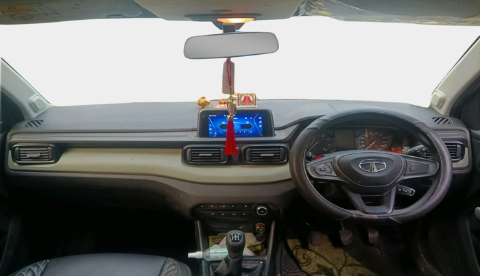 2023 Tata PUNCH ADVENTURE MT, Petrol, Manual, 37,403 km, interior