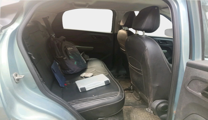 2023 Tata PUNCH ADVENTURE MT, Petrol, Manual, 37,403 km, interior