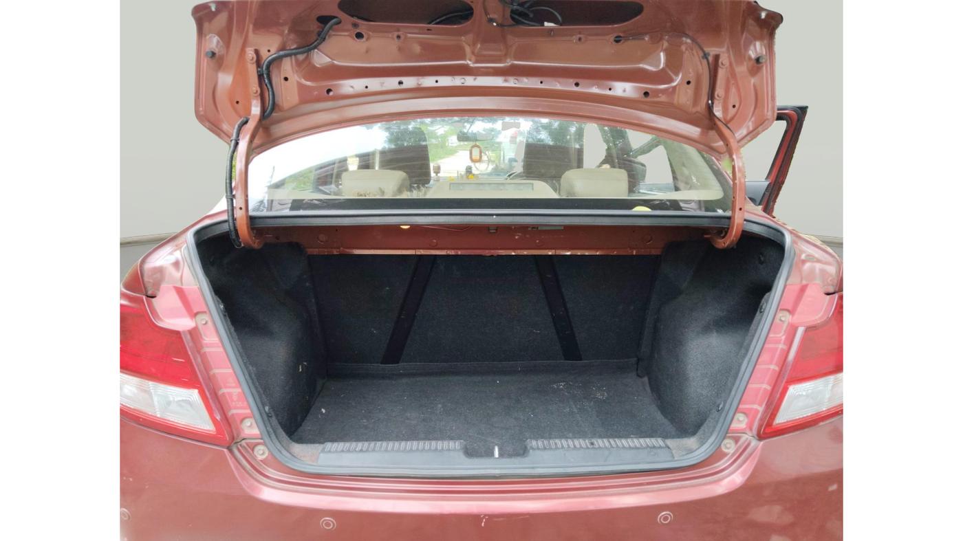 2017 Maruti Dzire ZXI, Petrol, Manual, 82,689 km, exterior