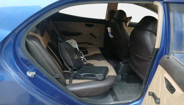 2015 Hyundai Eon D-LITE+, Petrol, Manual, 26,070 km, interior