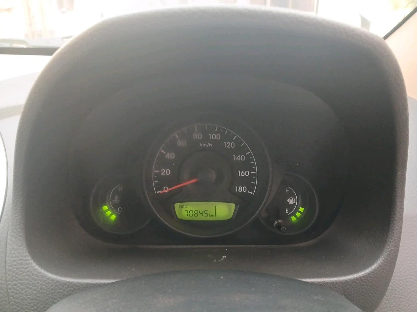2016 Hyundai Eon SPORTZ, Petrol, Manual, 70,845 km, interior