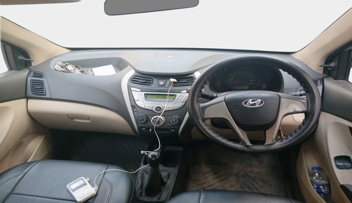 2016 Hyundai Eon SPORTZ, Petrol, Manual, 70,845 km, interior