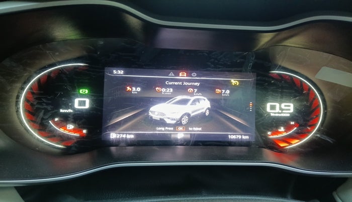 2024 MG ASTOR Select 1.5 CVT (Ivory), Petrol, Automatic, 10,679 km, interior