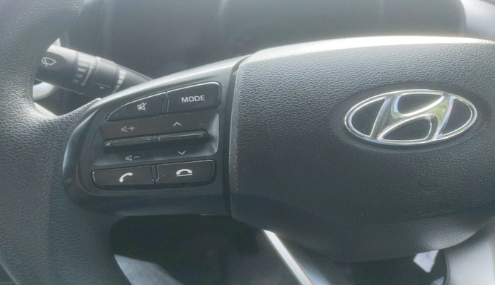 2022 Hyundai VENUE S 1.2, Petrol, Manual, 26,122 km, interior
