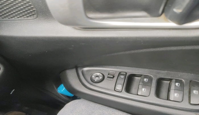 2022 Hyundai VENUE S 1.2, Petrol, Manual, 26,122 km, interior