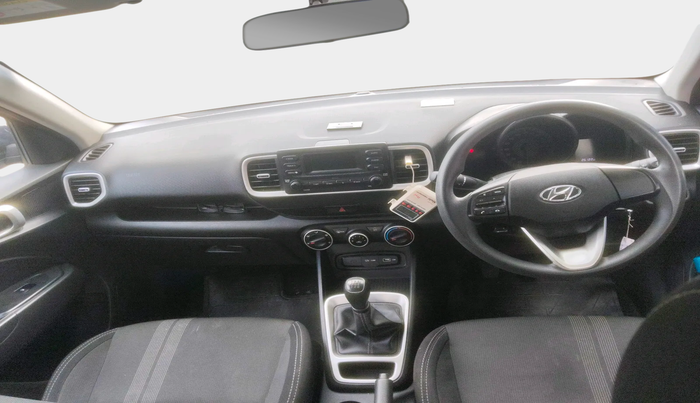 2022 Hyundai VENUE S 1.2, Petrol, Manual, 26,122 km, interior