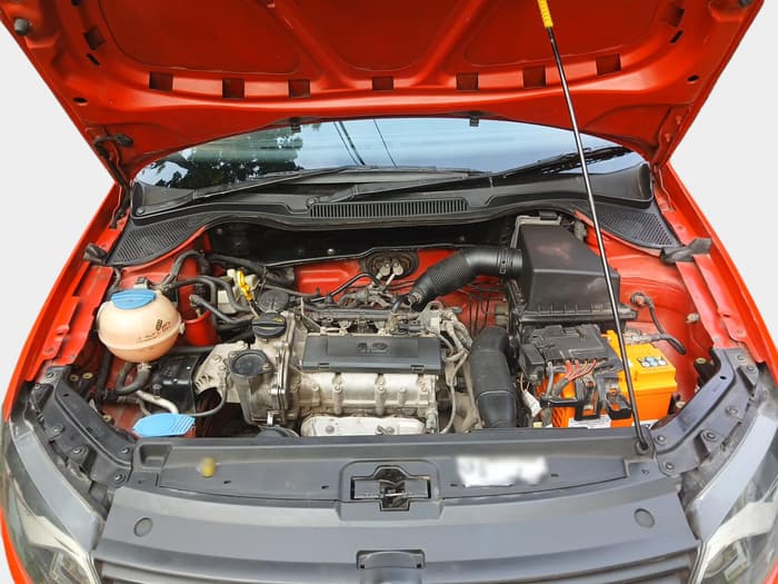 2015 Volkswagen Polo HIGHLINE1.2L, Petrol, Manual, 38,262 km, exterior