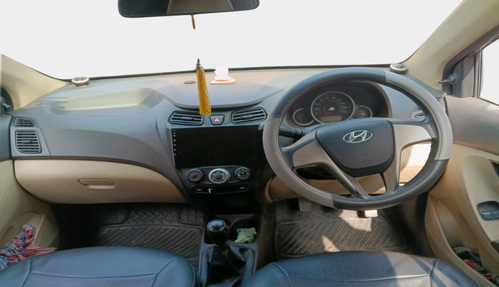 2016 Hyundai Eon SPORTZ, Petrol, Manual, 56,403 km, interior