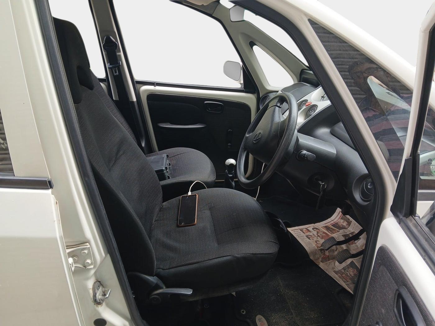 2014 Tata Nano TWIST XE, Petrol, Manual, 27,289 km, interior