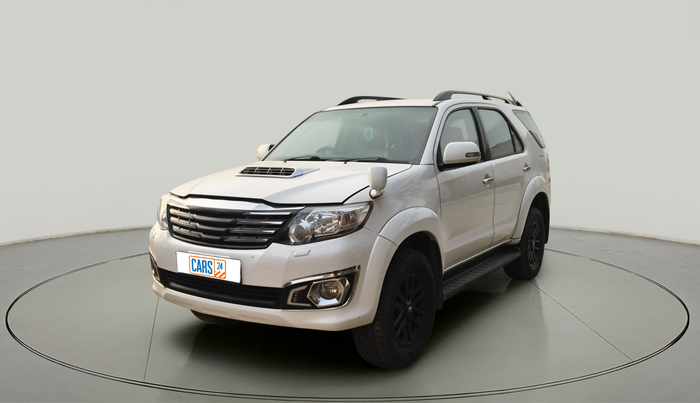 2015 Toyota Fortuner 3.0 4X2 MT, Diesel, Manual, 1,69,705 km, exterior