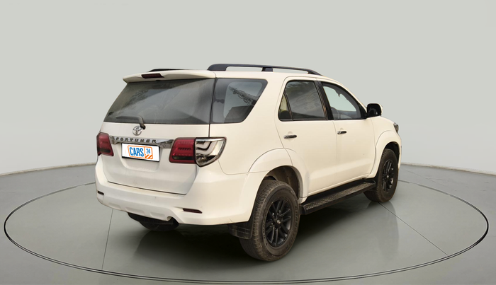 2015 Toyota Fortuner 3.0 4X2 MT, Diesel, Manual, 1,69,705 km, exterior