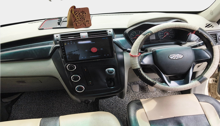 2016 Mahindra Kuv100 K4 D 6 STR, Diesel, Manual, 1,06,323 km, interior