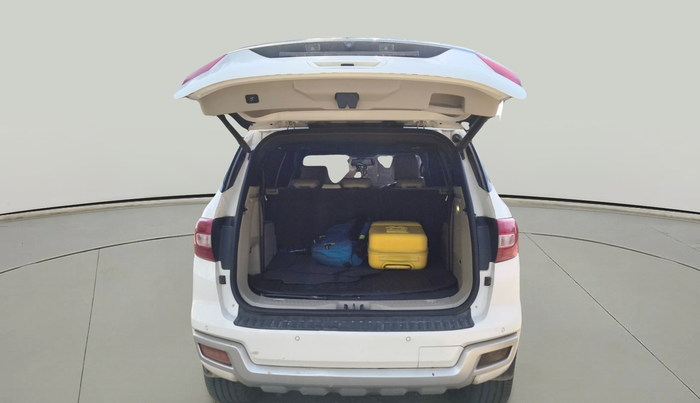 2017 Ford Endeavour TITANIUM 3.2 4X4 AT, Diesel, Automatic, 91,957 km, exterior