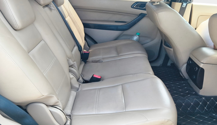 2017 Ford Endeavour TITANIUM 3.2 4X4 AT, Diesel, Automatic, 91,957 km, interior