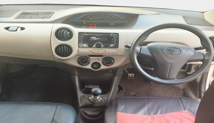 2013 Toyota Etios GD, Diesel, Manual, 1,51,935 km, interior