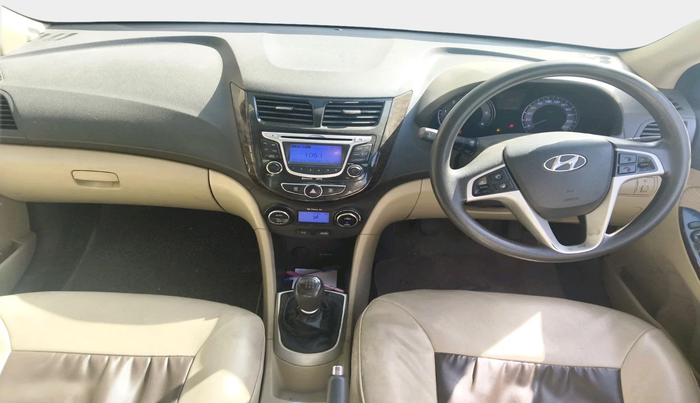 2012 Hyundai Verna FLUIDIC 1.6 CRDI SX, Diesel, Manual, 1,30,375 km, interior