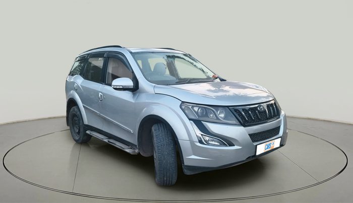2016 Mahindra XUV500 W6, Diesel, Manual, 1,16,525 km, exterior